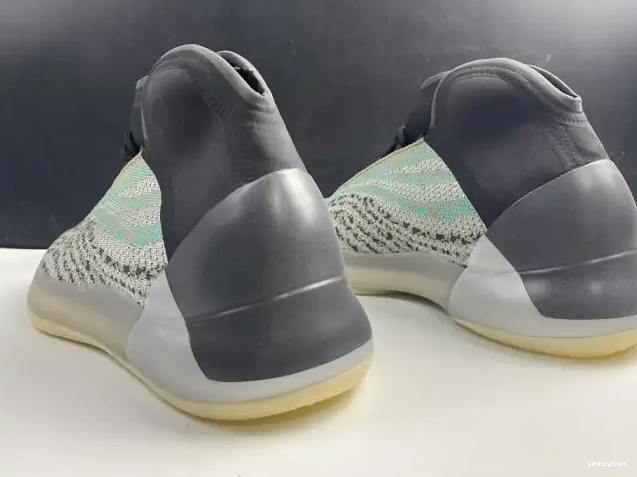Yeezy Teal Blue Adidas G58864 QNTM 0502